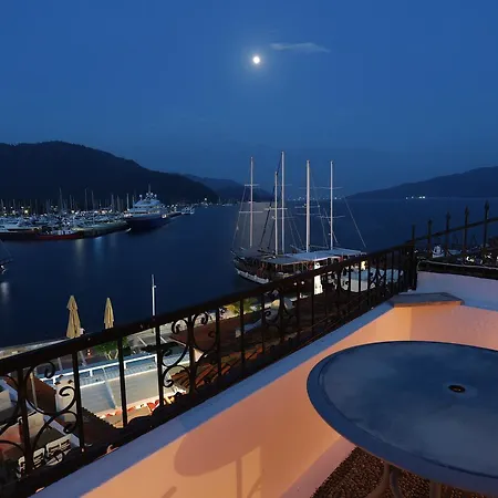 Castle Daily Weekly Marmaris